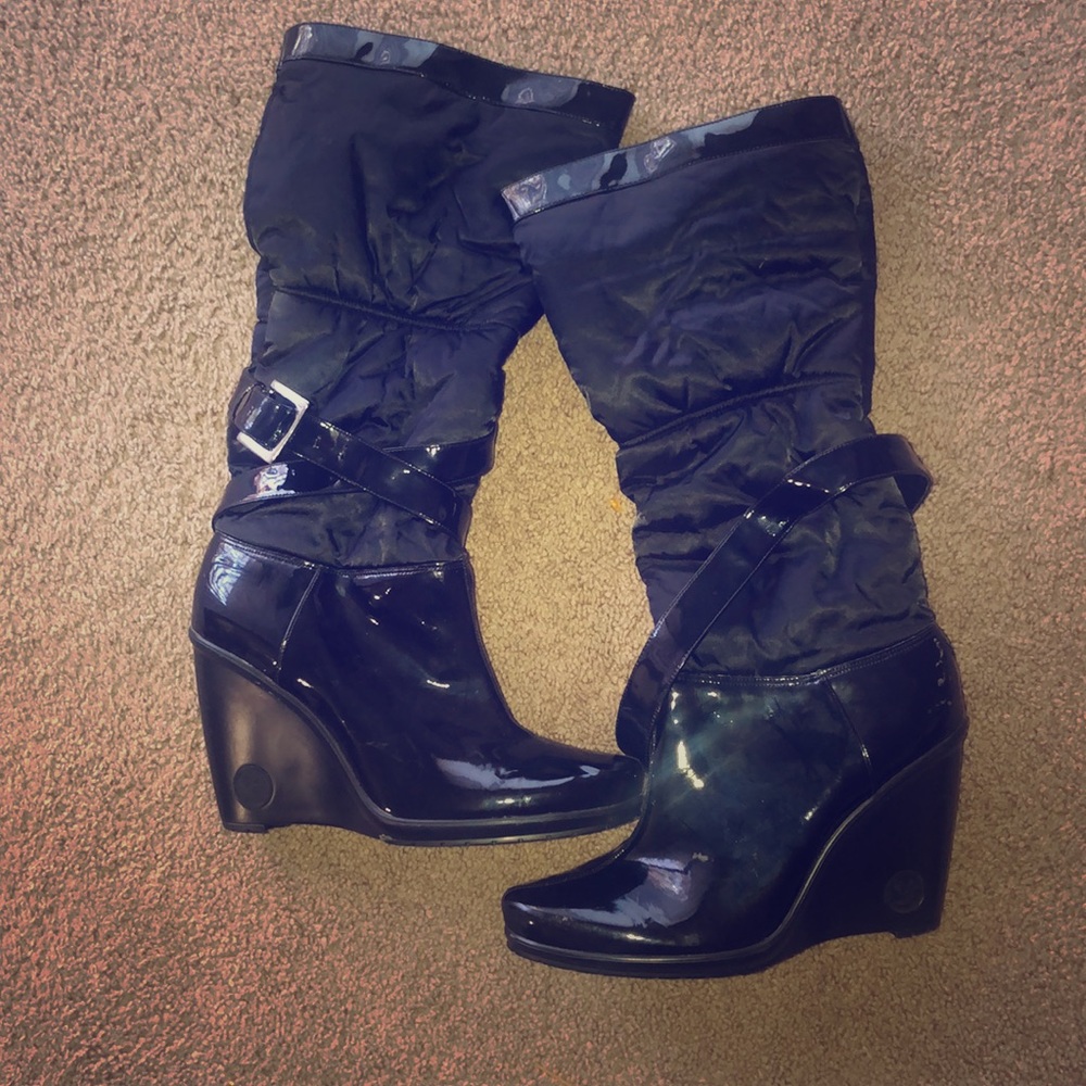 BCBG Wedge Puffer Boot